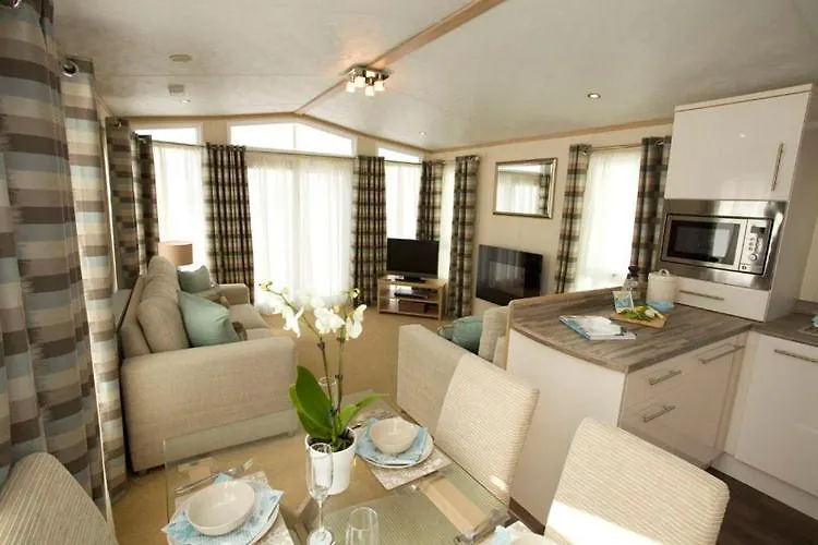 Kerlann 4 Etoiles Mobil Home Luxe 2 Chambres 1 Sdb Pont Aven Campsite