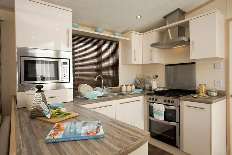 Kerlann 4 Etoiles Mobil Home Luxe 2 Chambres 1 Sdb Pont Aven 0*, Pont-Aven